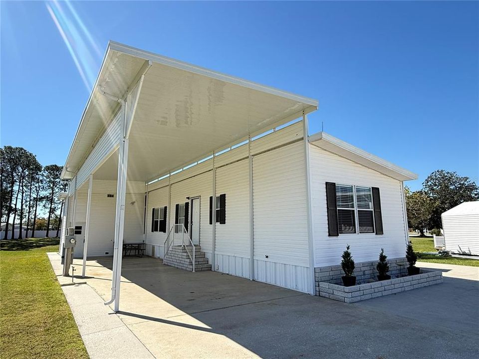 For Sale: $160,000 (1 beds, 1 baths, 800 Square Feet)