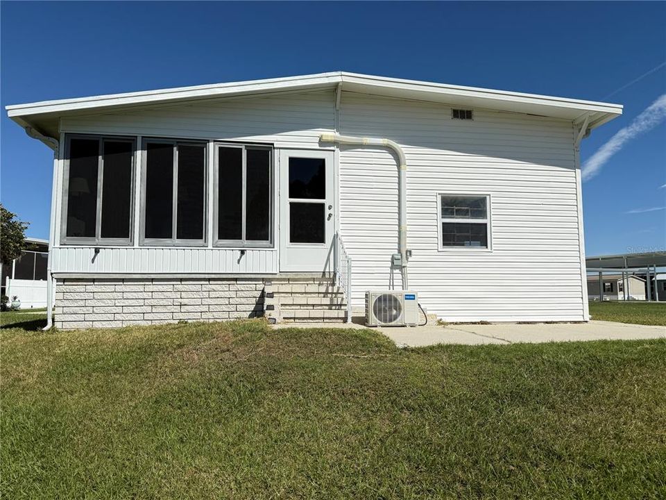 For Sale: $160,000 (1 beds, 1 baths, 800 Square Feet)