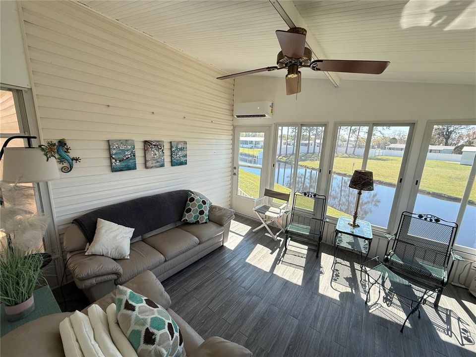 For Sale: $160,000 (1 beds, 1 baths, 800 Square Feet)