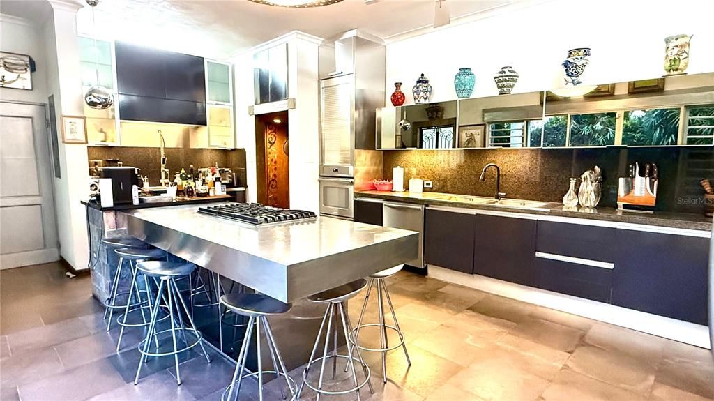 待售: $4,500,000 (4 贝兹, 4 浴室, 3520 平方英尺)