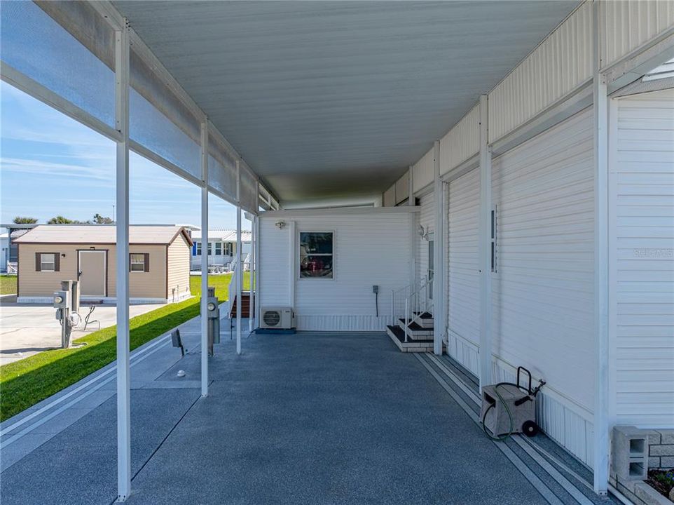 待售: $240,000 (2 贝兹, 3 浴室, 1307 平方英尺)