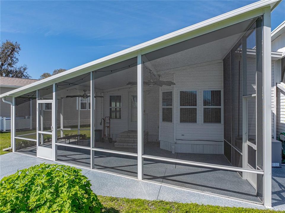 待售: $240,000 (2 贝兹, 3 浴室, 1307 平方英尺)