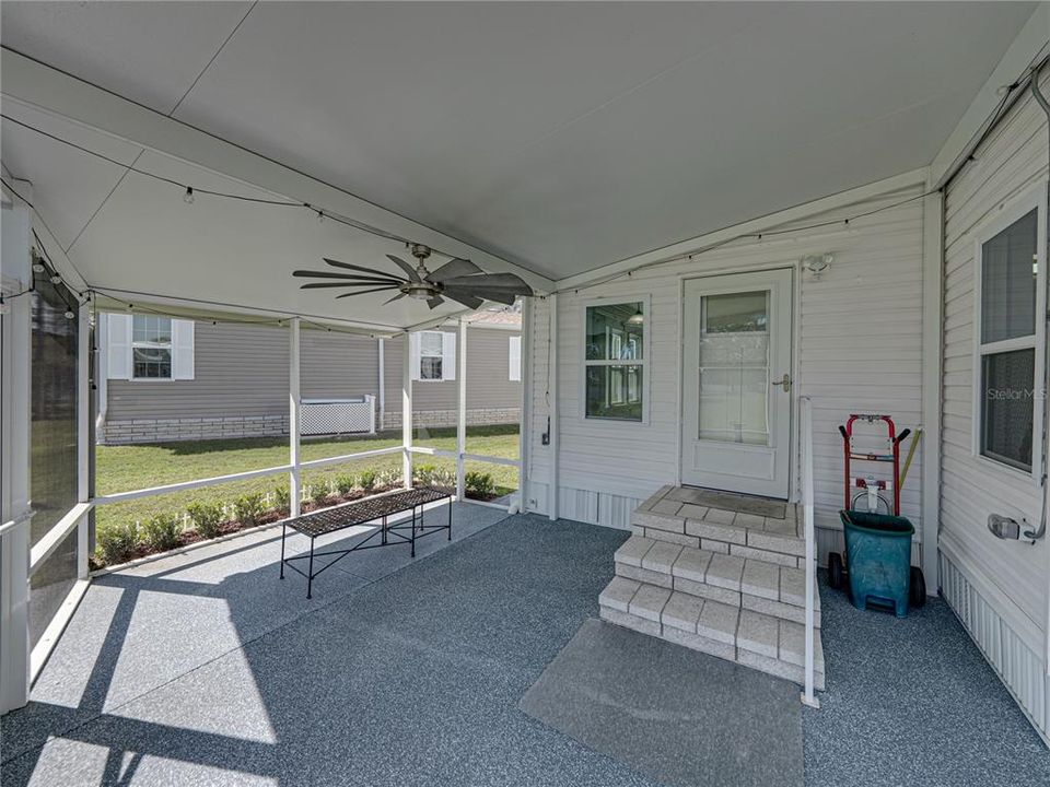 待售: $240,000 (2 贝兹, 3 浴室, 1307 平方英尺)