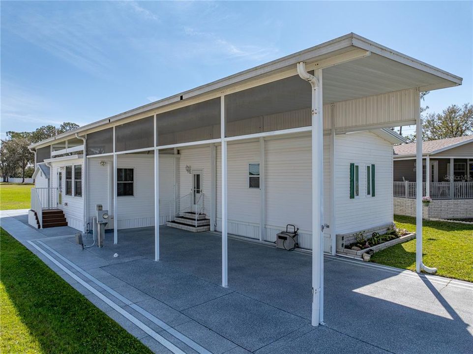 待售: $240,000 (2 贝兹, 3 浴室, 1307 平方英尺)