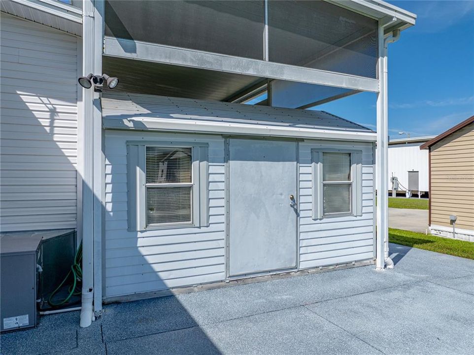 待售: $240,000 (2 贝兹, 3 浴室, 1307 平方英尺)