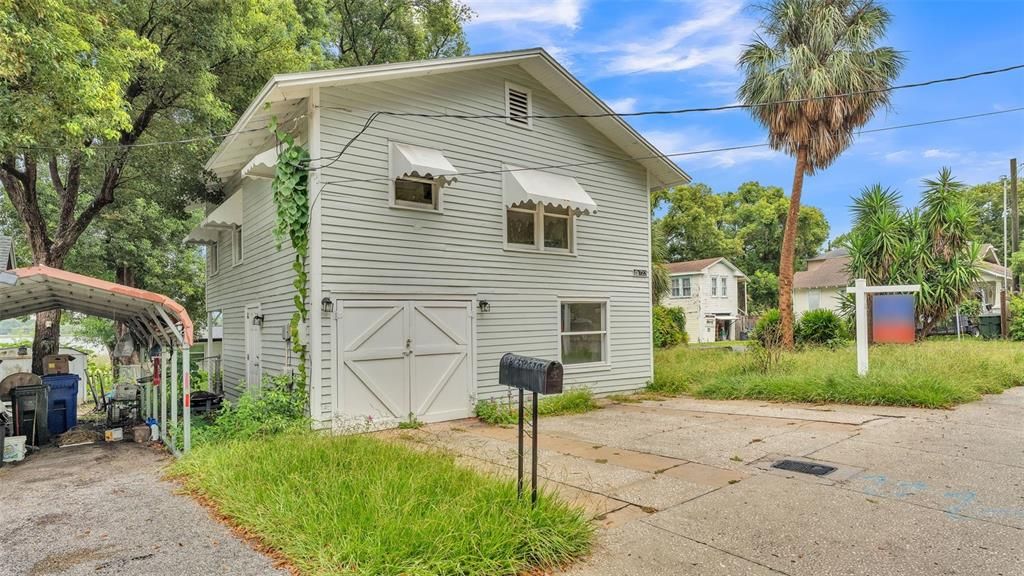 Activo con contrato: $184,900 (2 camas, 1 baños, 904 Pies cuadrados)