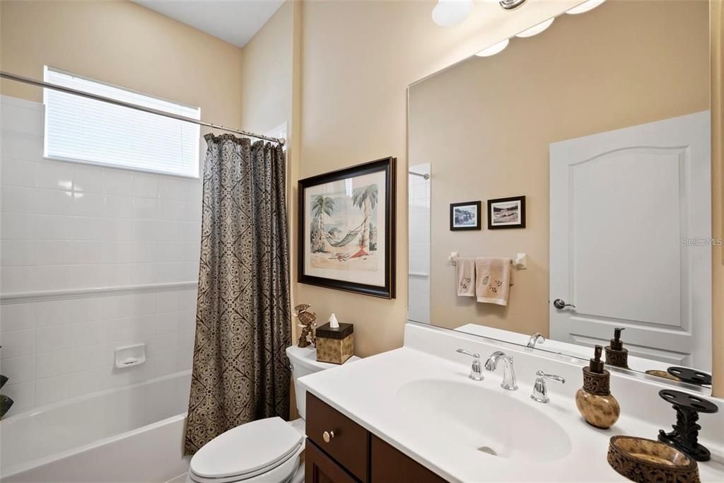 For Rent: $5,500 (2 beds, 2 baths, 1858 Square Feet)