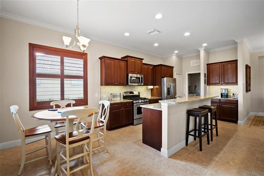 For Rent: $5,500 (2 beds, 2 baths, 1858 Square Feet)