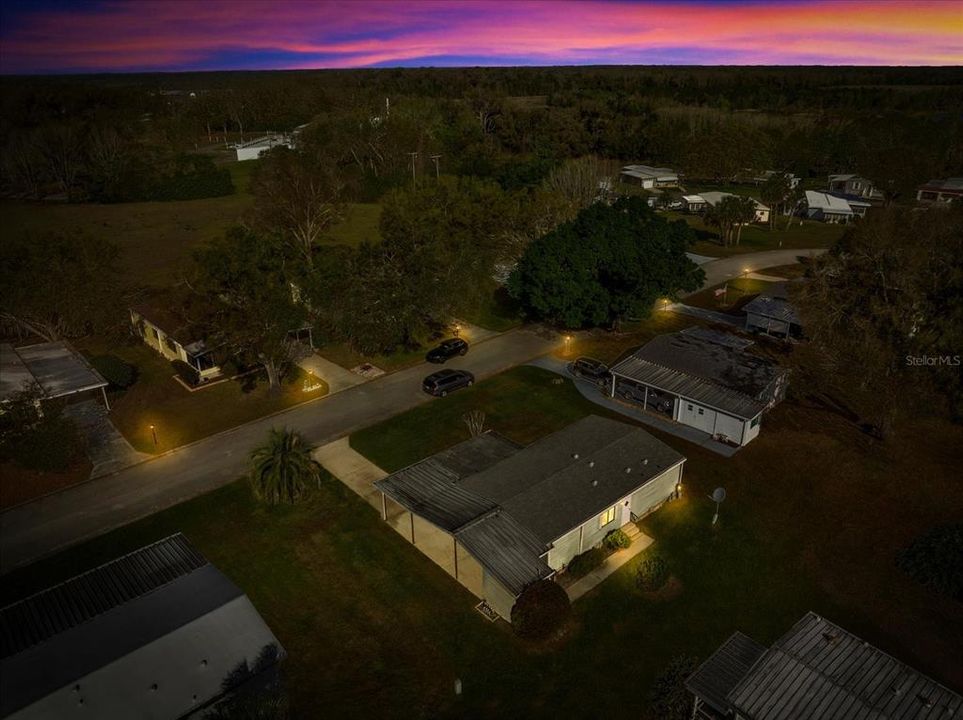 For Sale: $159,900 (2 beds, 1 baths, 1242 Square Feet)