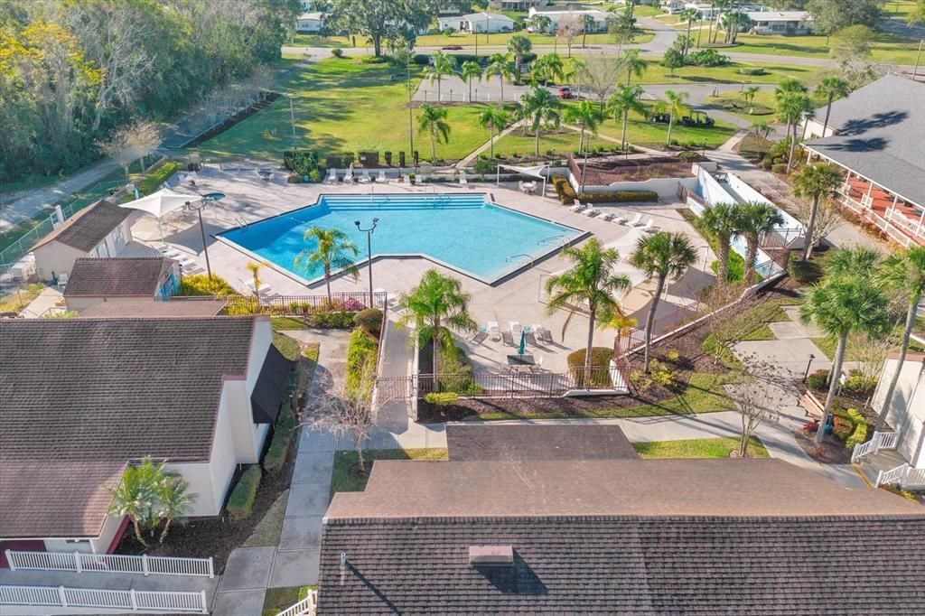 For Sale: $159,900 (2 beds, 1 baths, 1242 Square Feet)