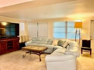 В аренду: $2,900 (3 спален, 2 ванн, 1700 Квадратных фут)