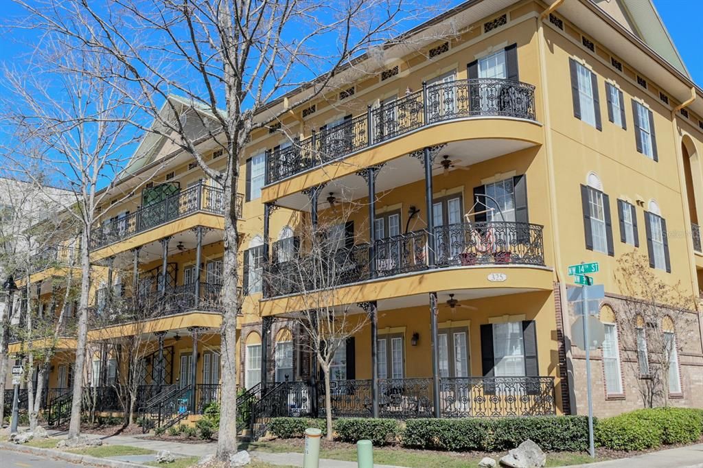 Jackson Square Condo near UF
