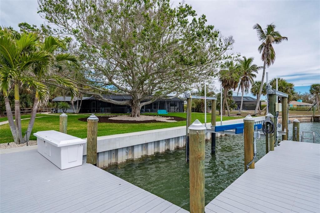 На продажу: $2,395,000 (3 спален, 3 ванн, 2648 Квадратных фут)