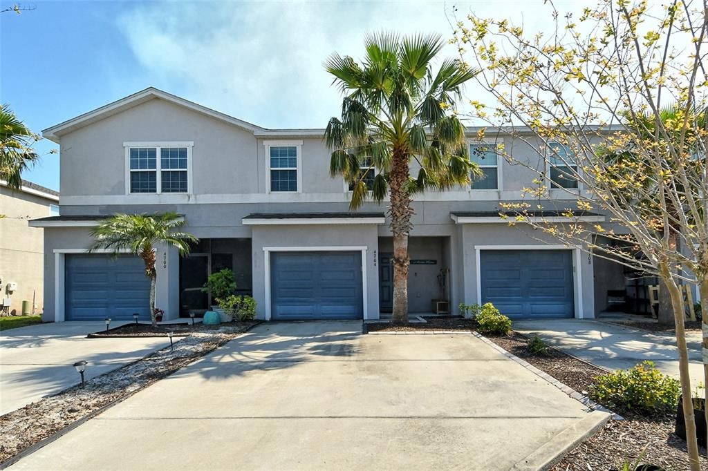 En Renta: $2,400 (3 camas, 2 baños, 1758 Pies cuadrados)