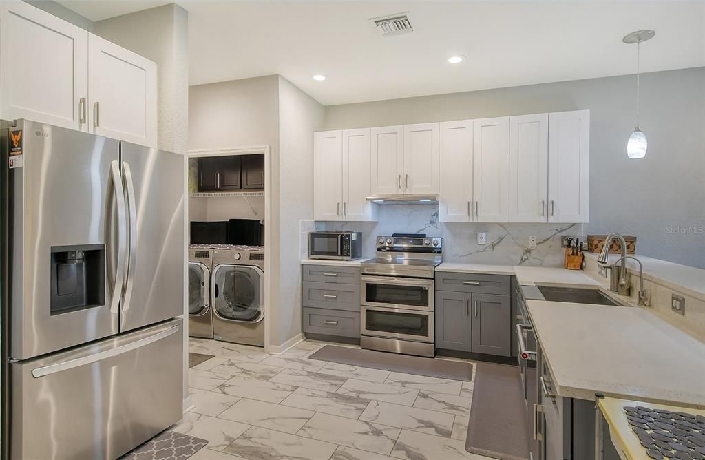 En Renta: $2,400 (3 camas, 2 baños, 1758 Pies cuadrados)