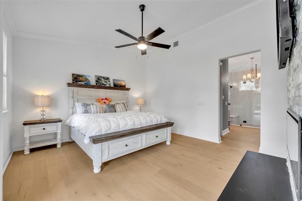 待售: $2,099,000 (6 贝兹, 4 浴室, 4446 平方英尺)