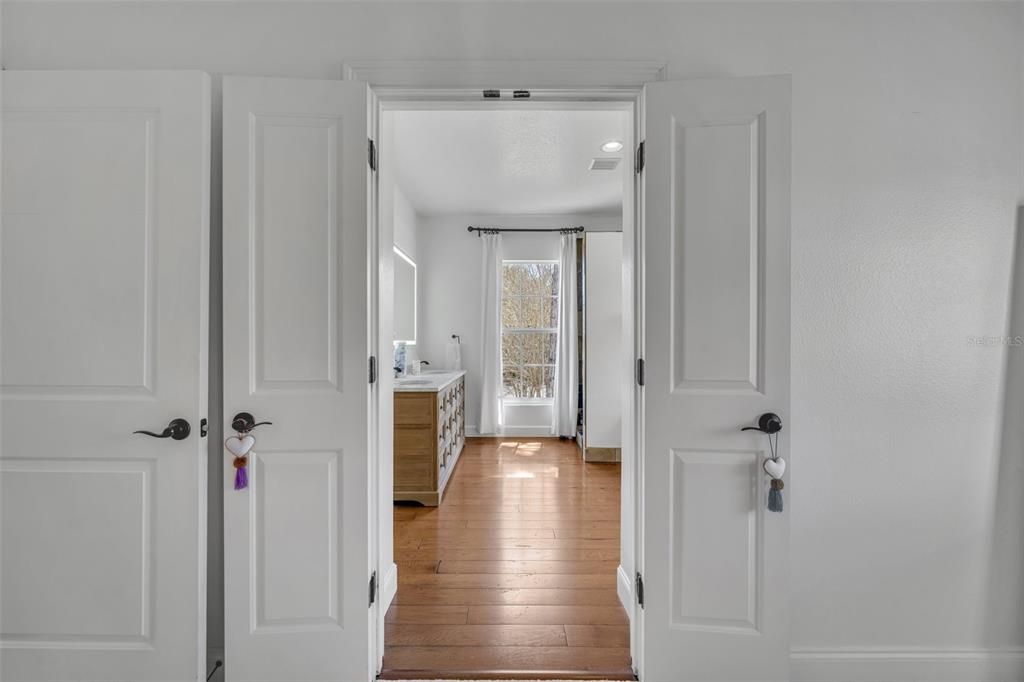 待售: $2,099,000 (6 贝兹, 4 浴室, 4446 平方英尺)