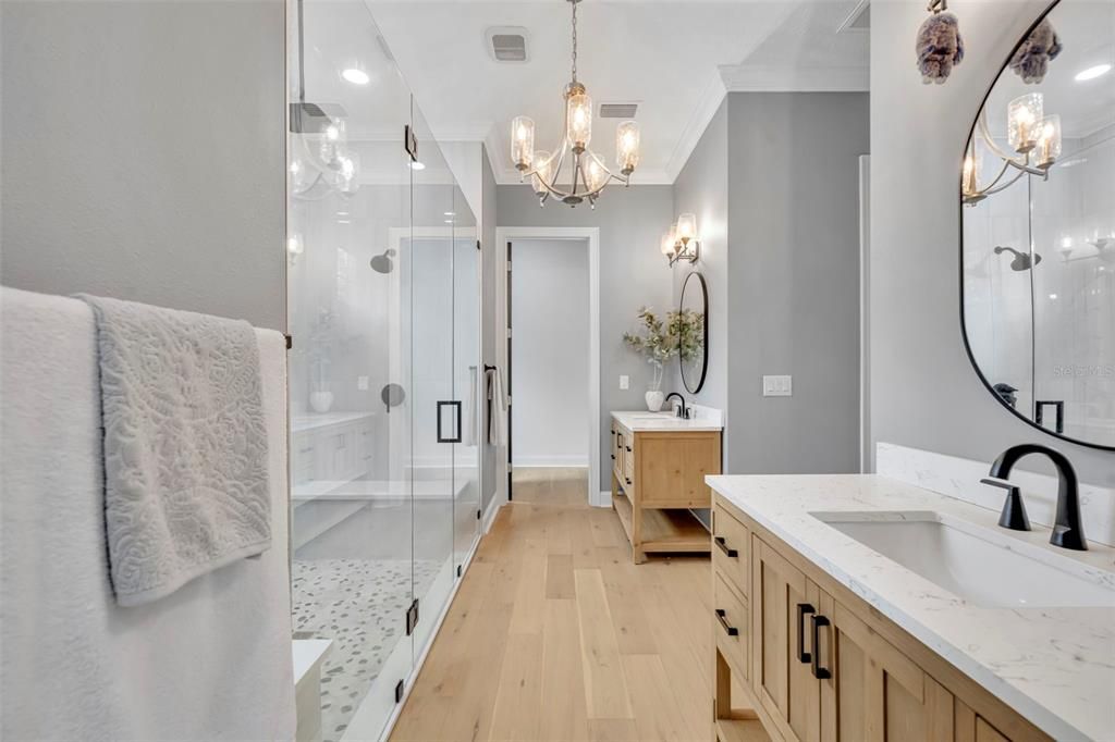 待售: $2,099,000 (6 贝兹, 4 浴室, 4446 平方英尺)