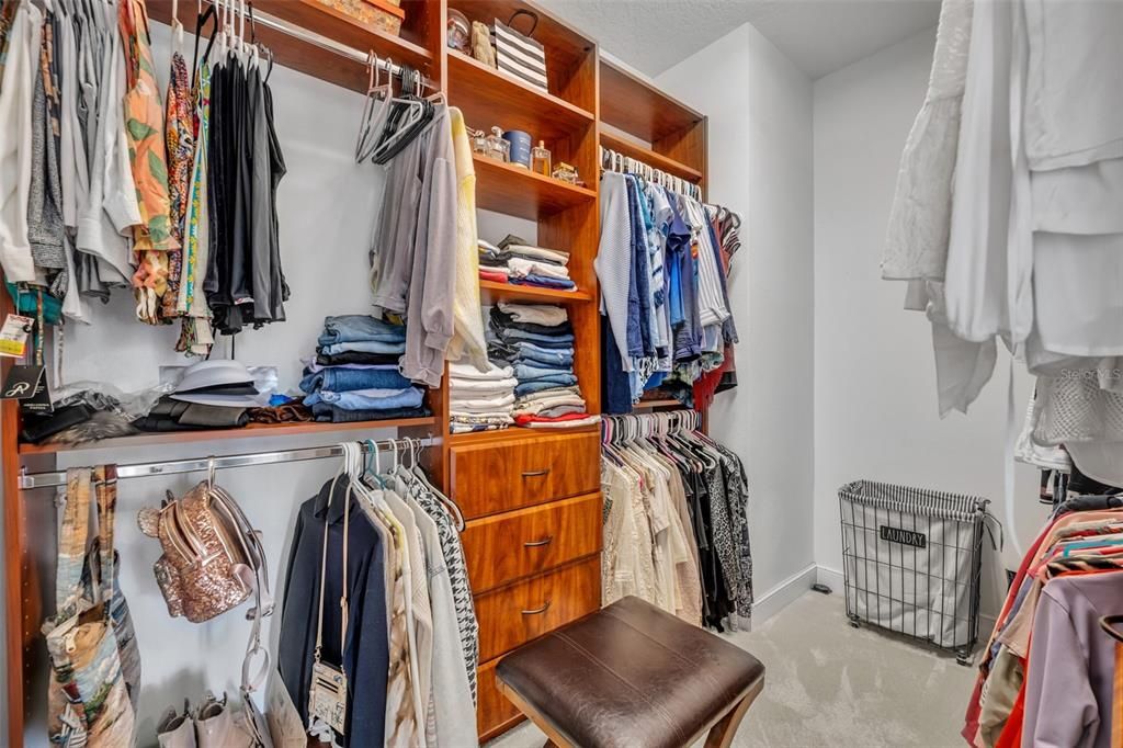 待售: $2,099,000 (6 贝兹, 4 浴室, 4446 平方英尺)