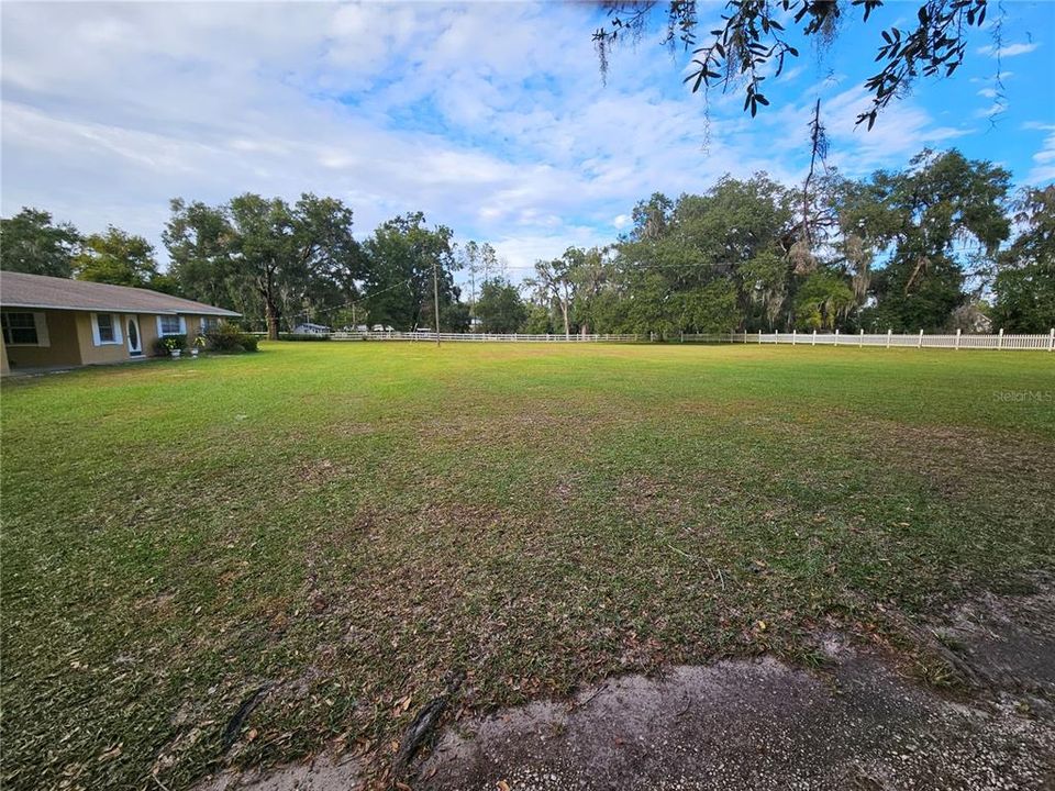 待售: $375,000 (3 贝兹, 3 浴室, 1918 平方英尺)