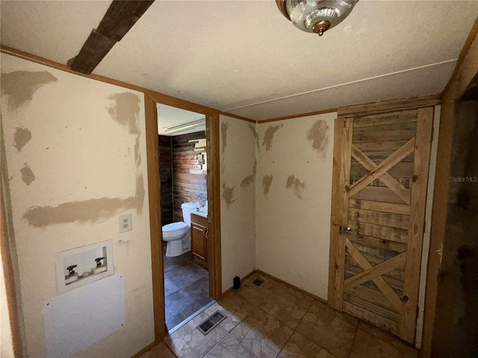 待售: $375,000 (3 贝兹, 3 浴室, 1918 平方英尺)