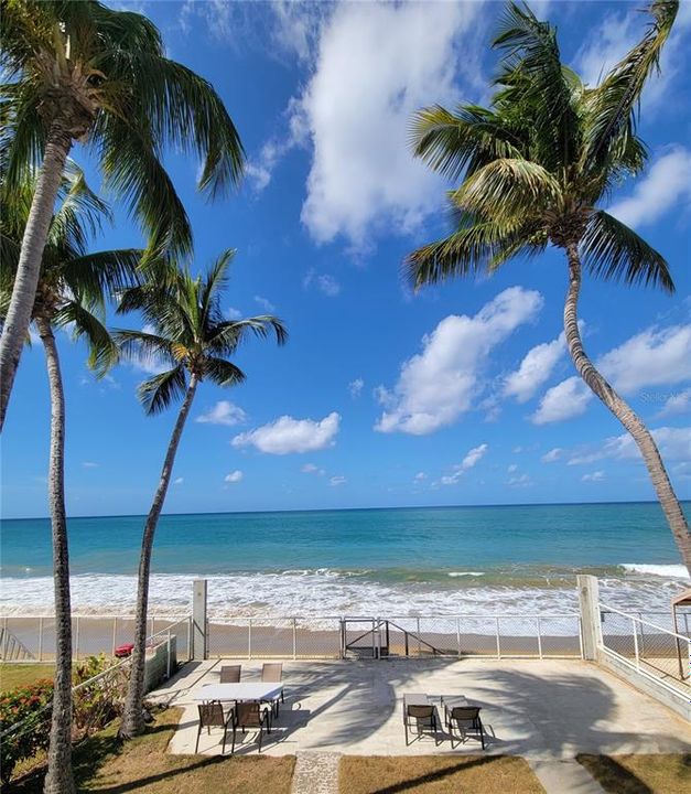 На продажу: $899,000 (5 спален, 4 ванн, 3000 Квадратных фут)