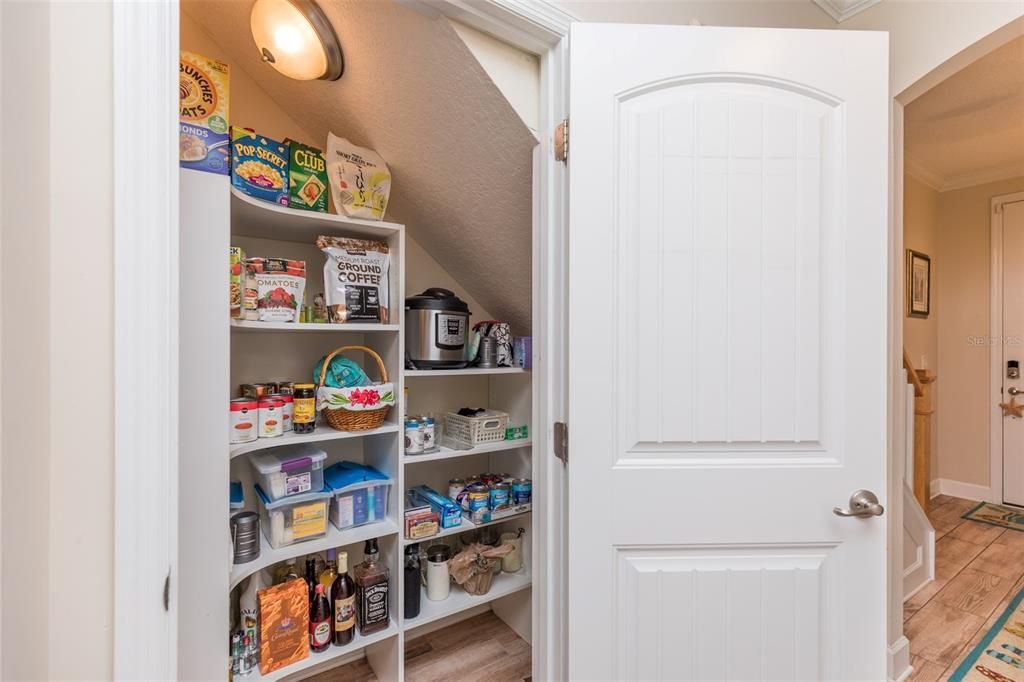 En Venta: $1,074,000 (4 camas, 3 baños, 2179 Pies cuadrados)