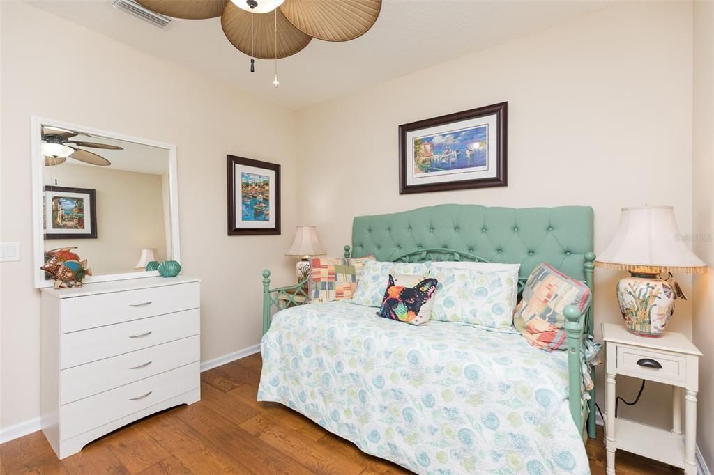 En Venta: $1,074,000 (4 camas, 3 baños, 2179 Pies cuadrados)