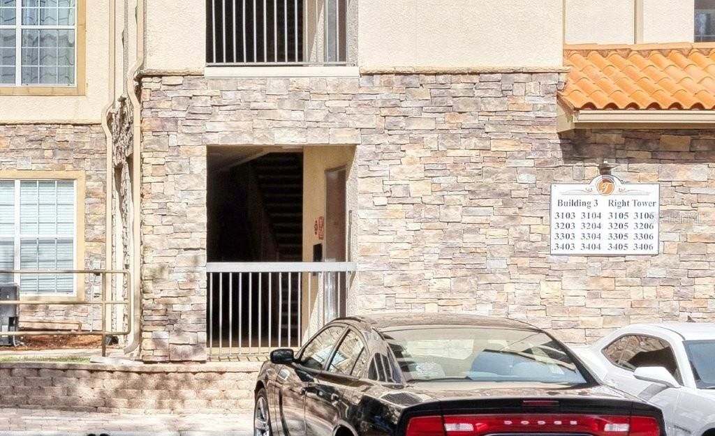 Active With Contract: $195,000 (2 beds, 2 baths, 1134 Square Feet)