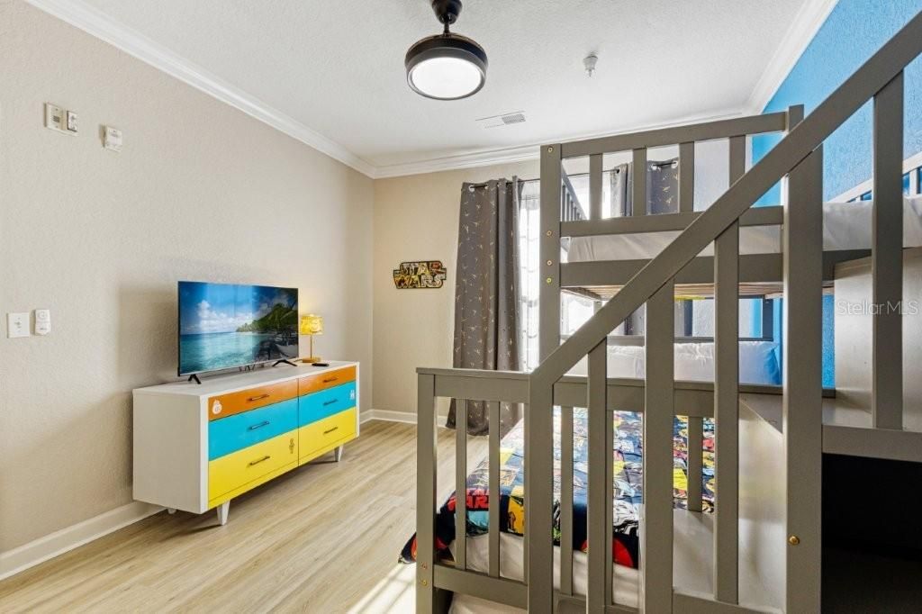 Active With Contract: $195,000 (2 beds, 2 baths, 1134 Square Feet)