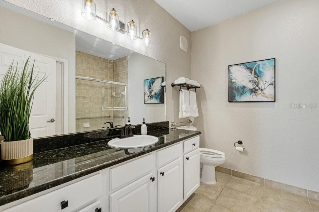 Active With Contract: $195,000 (2 beds, 2 baths, 1134 Square Feet)