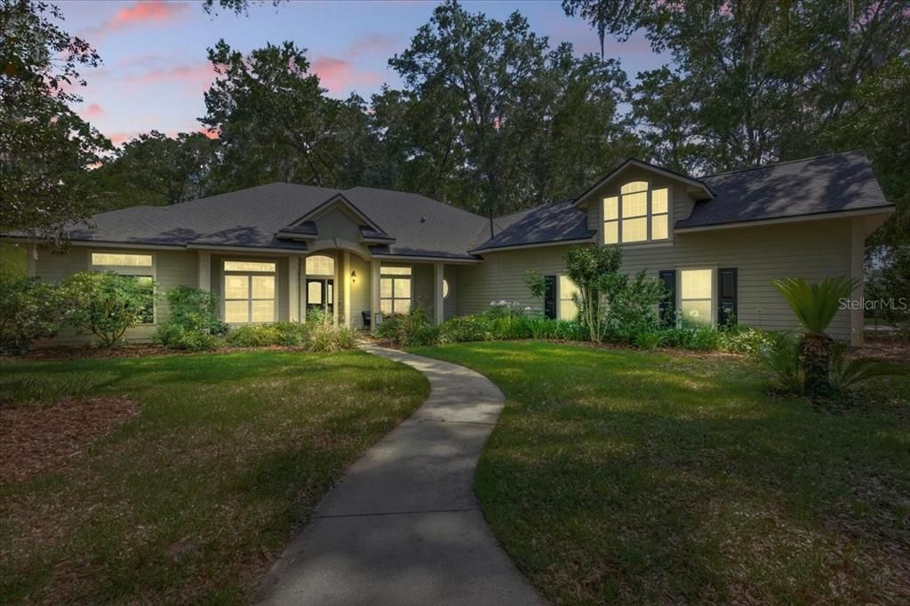 待售: $899,900 (5 贝兹, 3 浴室, 4110 平方英尺)