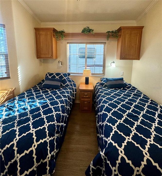 For Sale: $174,000 (2 beds, 2 baths, 1200 Square Feet)