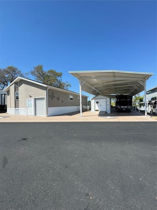 For Sale: $174,000 (2 beds, 2 baths, 1200 Square Feet)