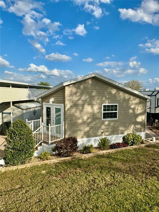 For Sale: $174,000 (2 beds, 2 baths, 1200 Square Feet)