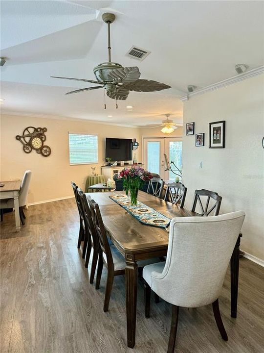 For Sale: $174,000 (2 beds, 2 baths, 1200 Square Feet)