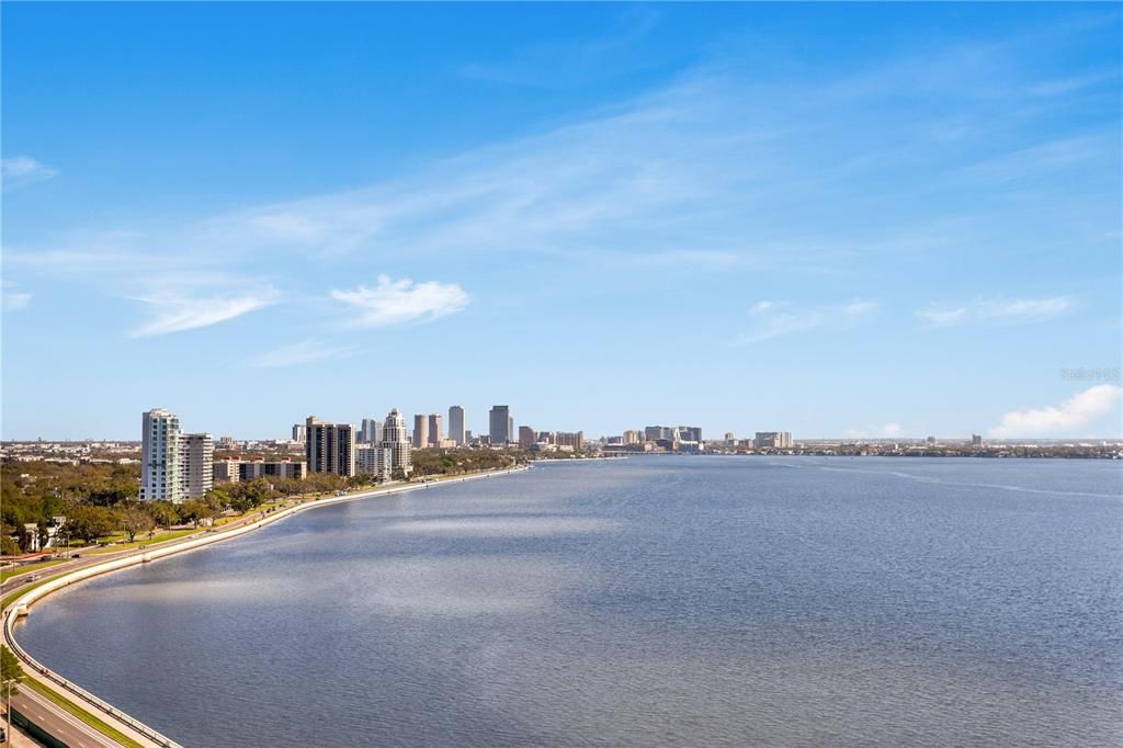 For Sale: $800,000 (3 beds, 2 baths, 2007 Square Feet)