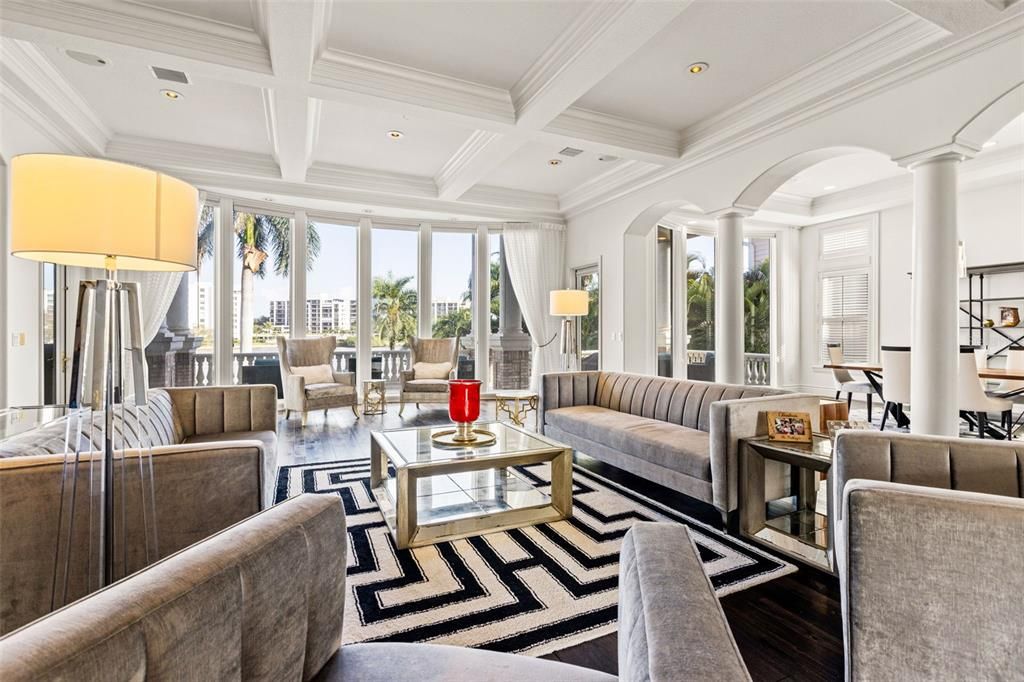 Active With Contract: $4,999,000 (4 beds, 4 baths, 7482 Square Feet)