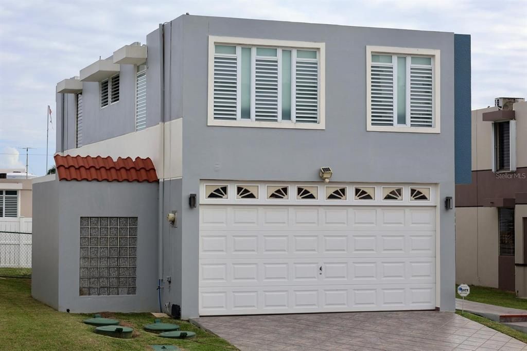 Vendido Recientemente: $305,000 (3 camas, 2 baños, 1800 Pies cuadrados)