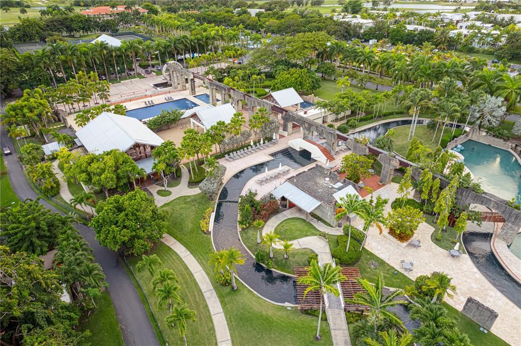 For Sale: $2,195,000 (0.37 acres)