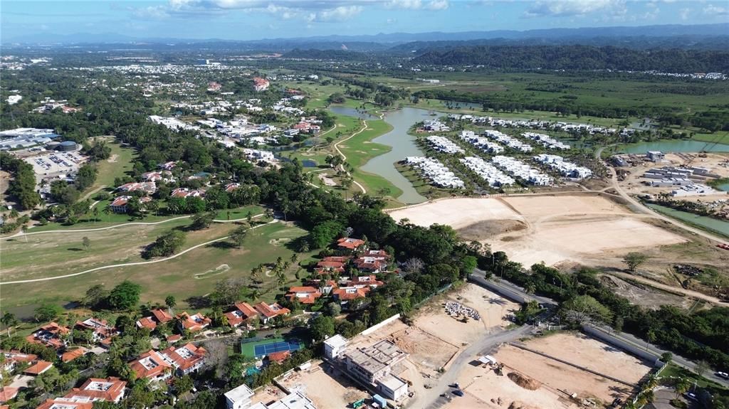 For Sale: $2,195,000 (0.37 acres)