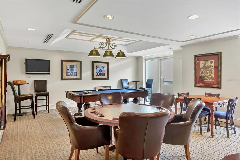 合同活跃: $3,250 (1 贝兹, 1 浴室, 1212 平方英尺)