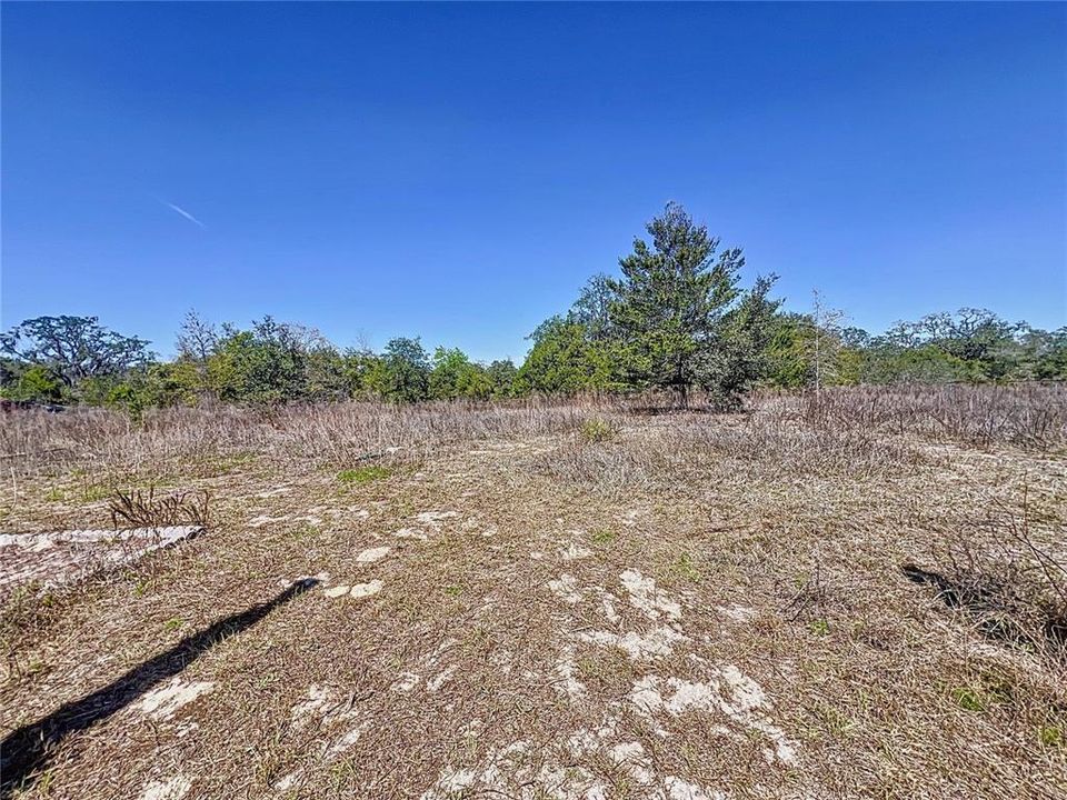 Activo con contrato: $170,000 (4.80 acres)