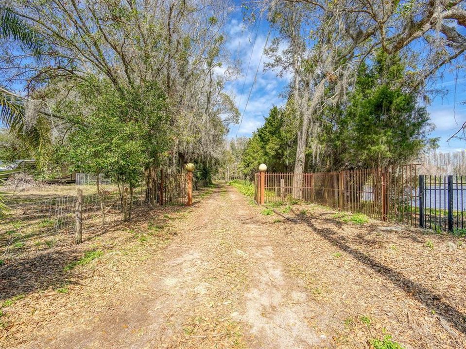 Active With Contract: $725,000 (3 beds, 2 baths, 2140 Square Feet)