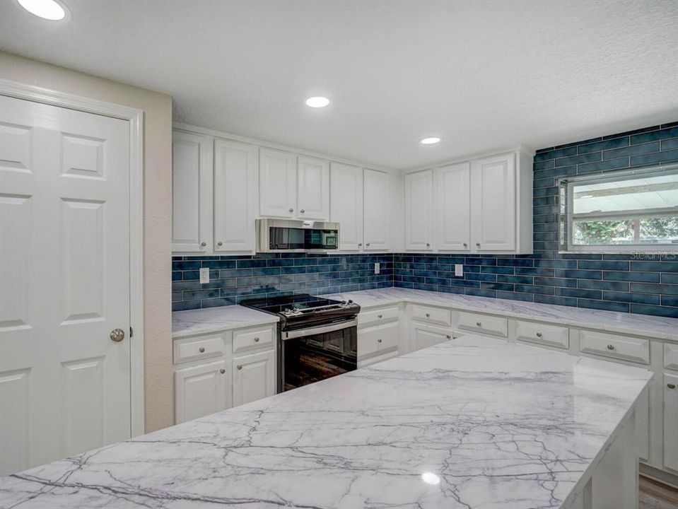 Active With Contract: $725,000 (3 beds, 2 baths, 2140 Square Feet)