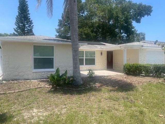 最近租的: $2,000 (2 贝兹, 1 浴室, 1413 平方英尺)