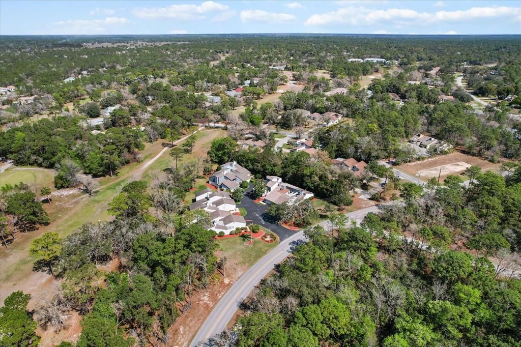 待售: $199,000 (2 贝兹, 2 浴室, 1819 平方英尺)