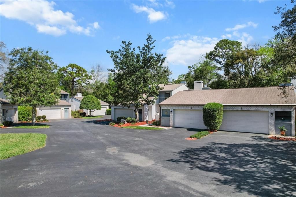 待售: $199,000 (2 贝兹, 2 浴室, 1819 平方英尺)