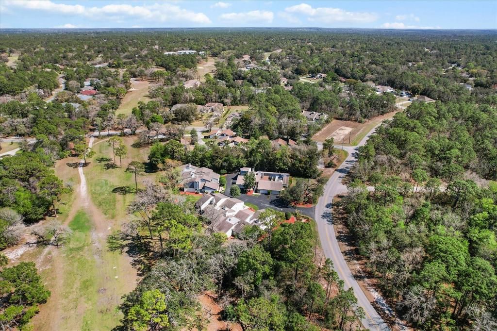 待售: $199,000 (2 贝兹, 2 浴室, 1819 平方英尺)