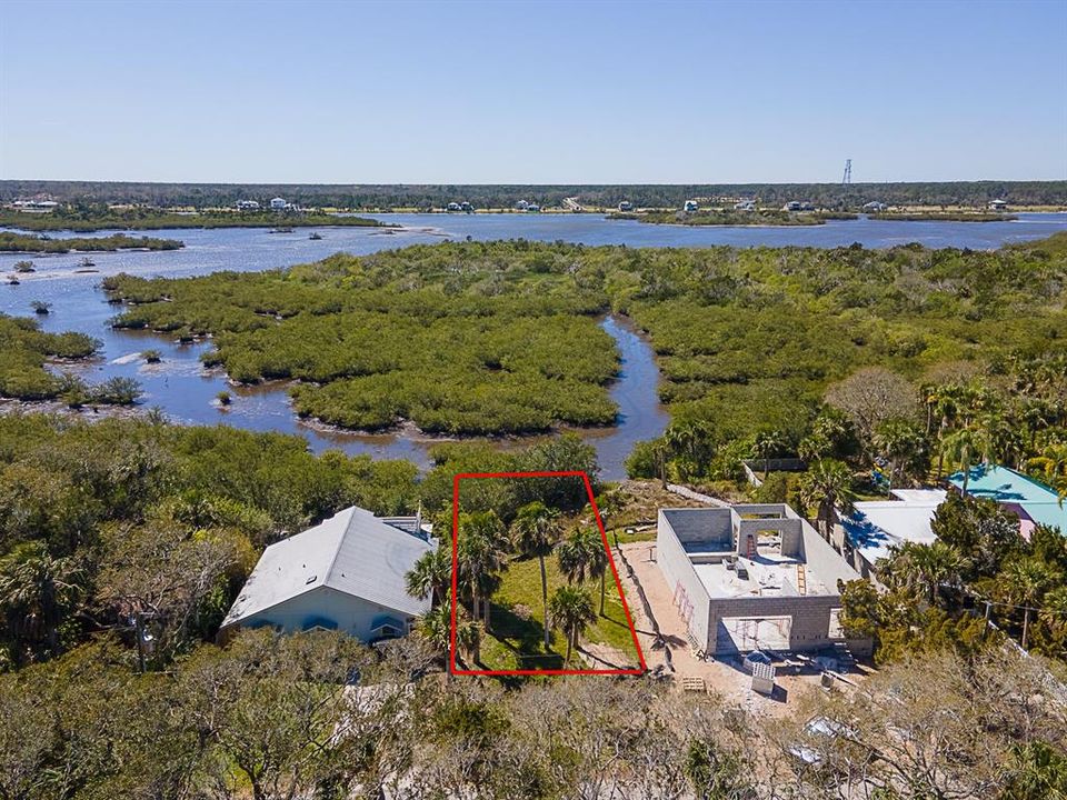 На продажу: $194,000 (0.17 acres)